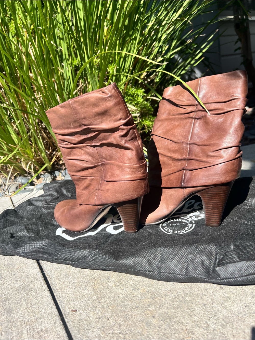 Seychelles Brown Ruched Leather Ankle Boots